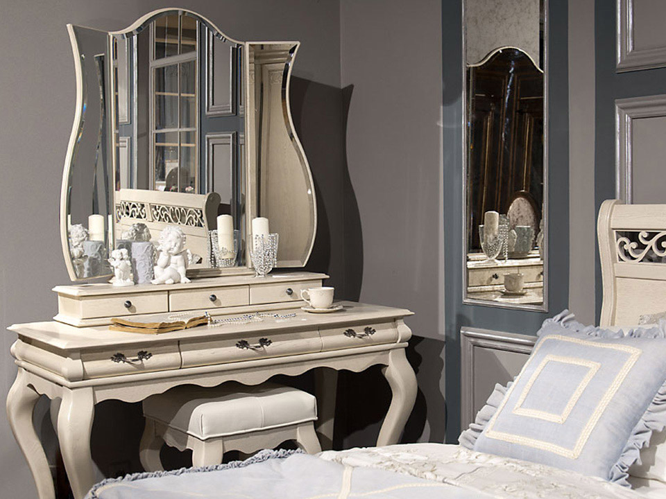 Стол туалетный "Оскар" ММ 216-06 №1