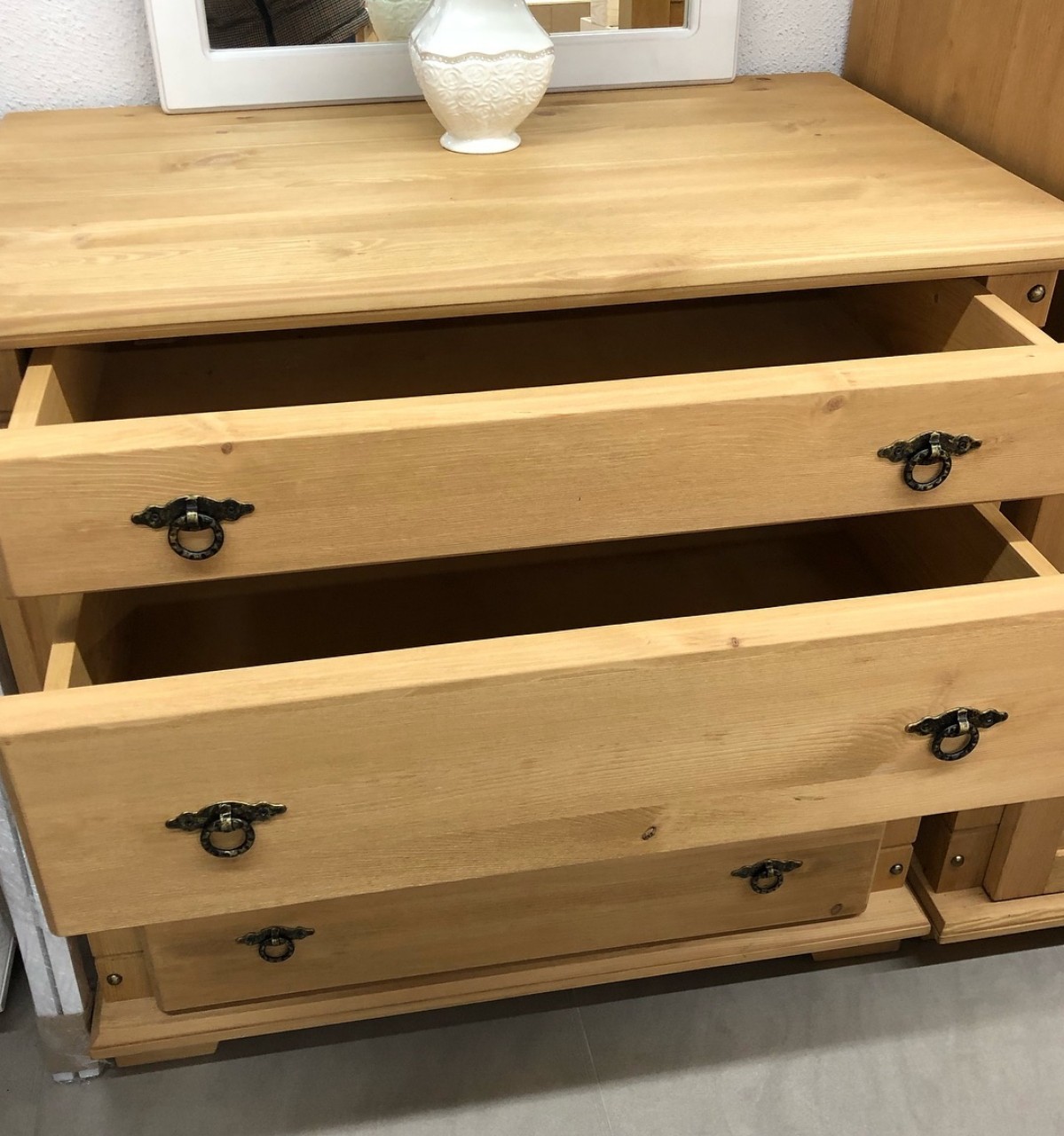 Комод "Хлоя" 04 №3