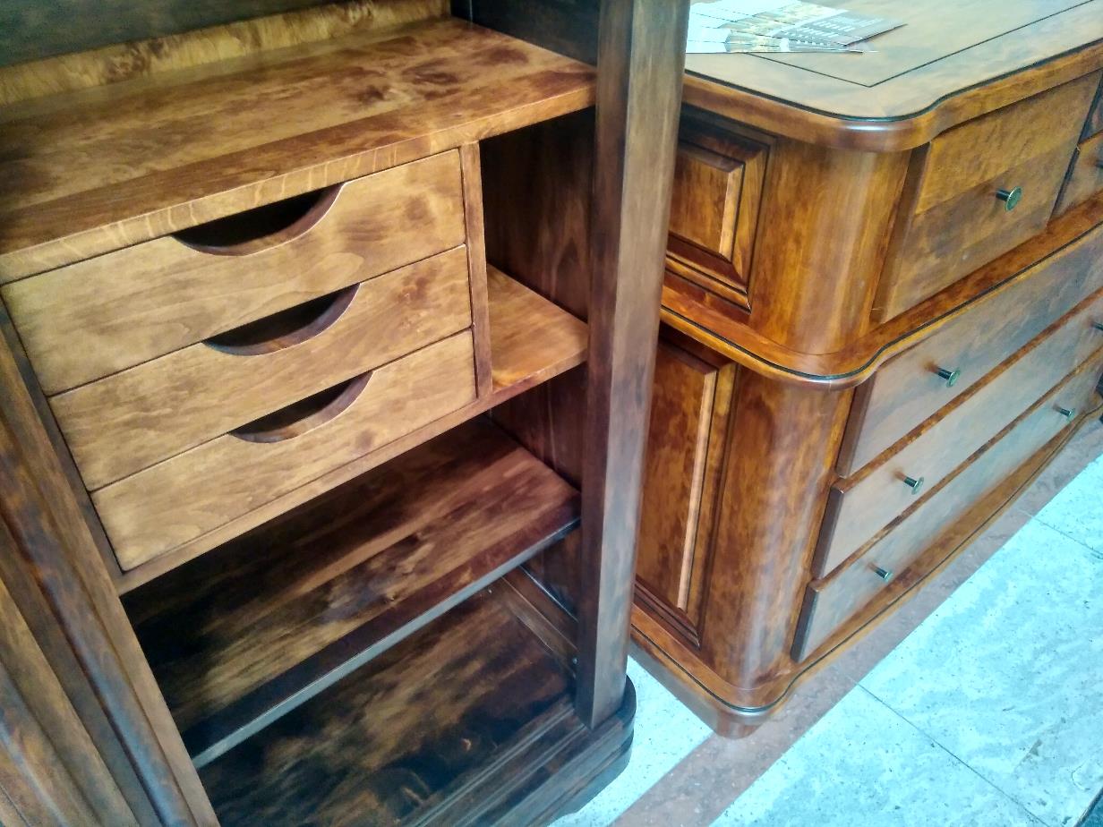 Шкаф-купе для книг трехдверный «Луи Филипп» МО 26.01 №1