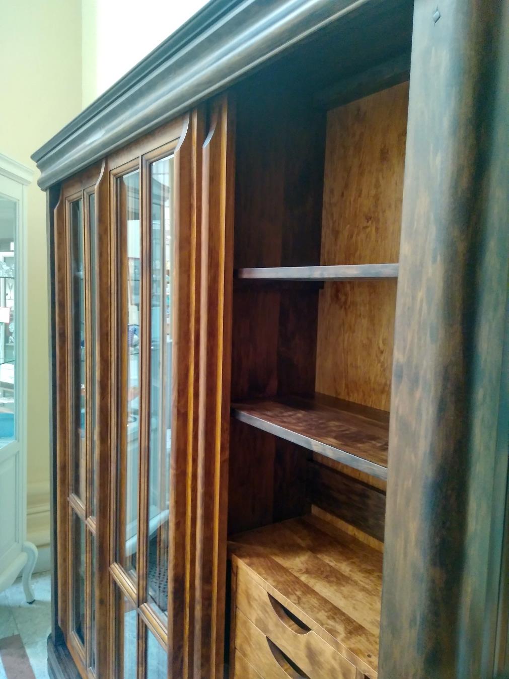 Шкаф-купе для книг трехдверный «Луи Филипп» МО 26.01 №7