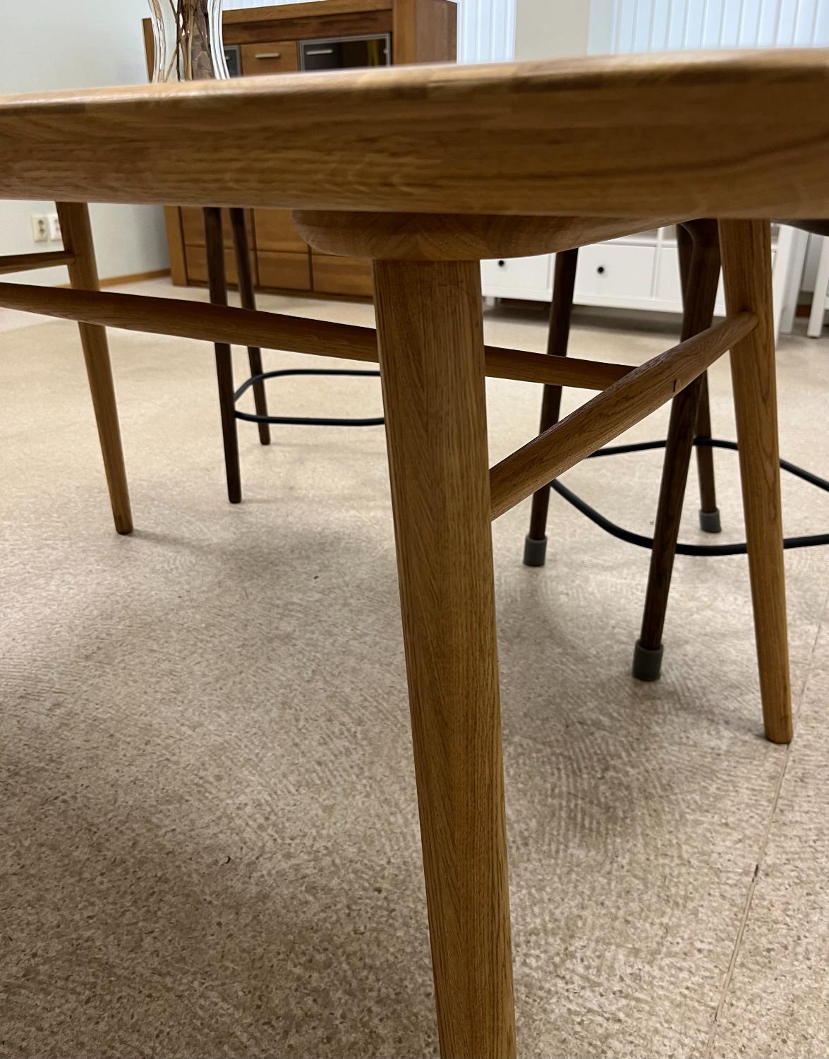 Стол «Тайфун» №4