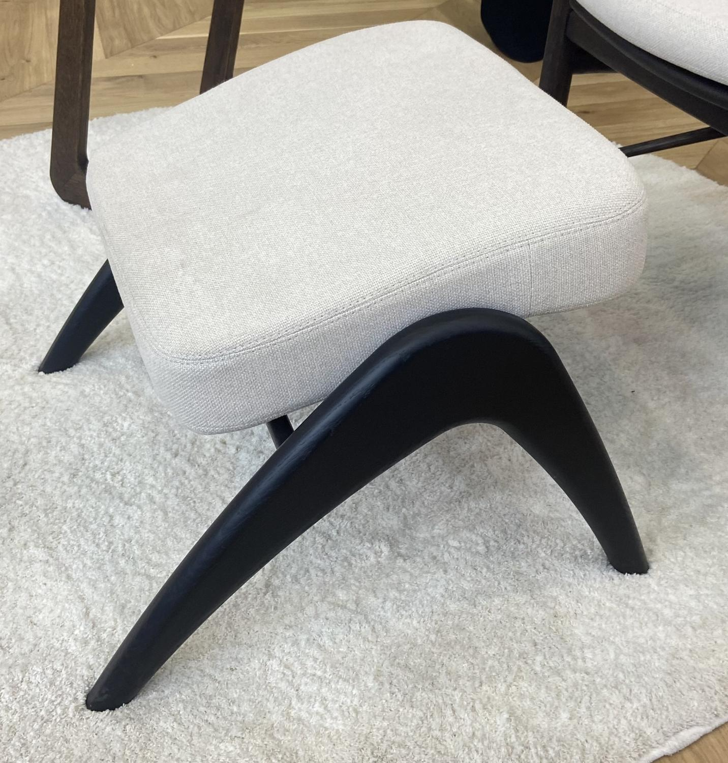 Подставка "Лира Комфорт" с мягким сиденьем