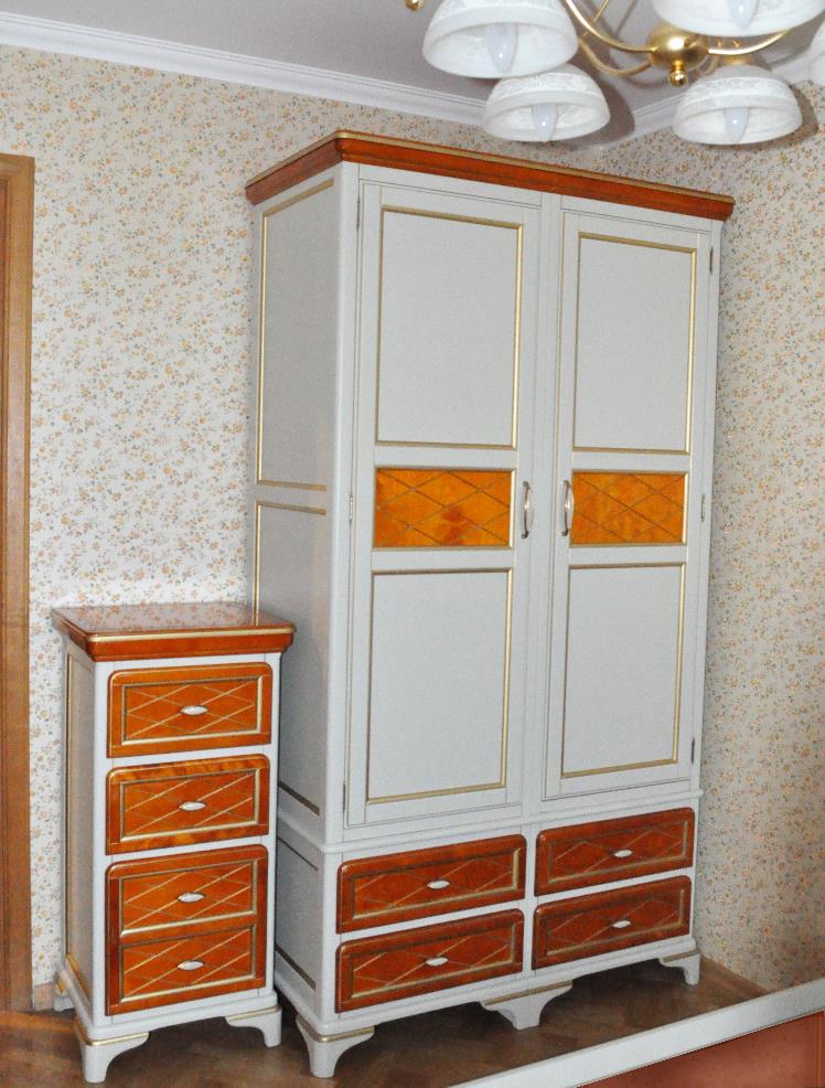 Шкаф двухдверный "Софи" СКМ-004-27