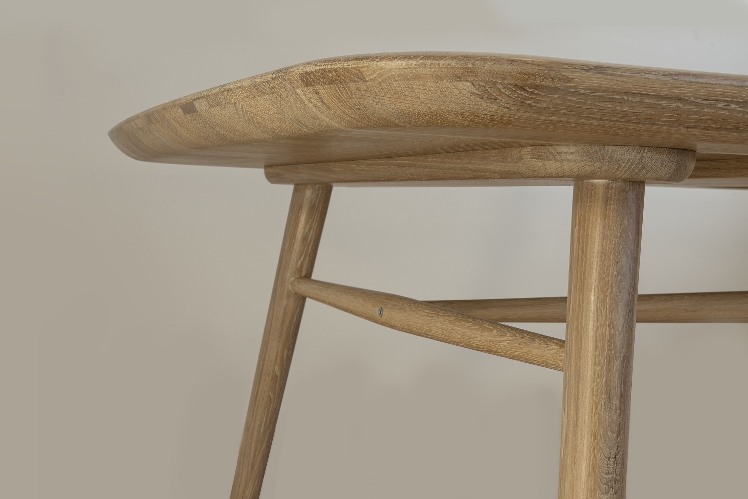 Стол «Тайфун» №8