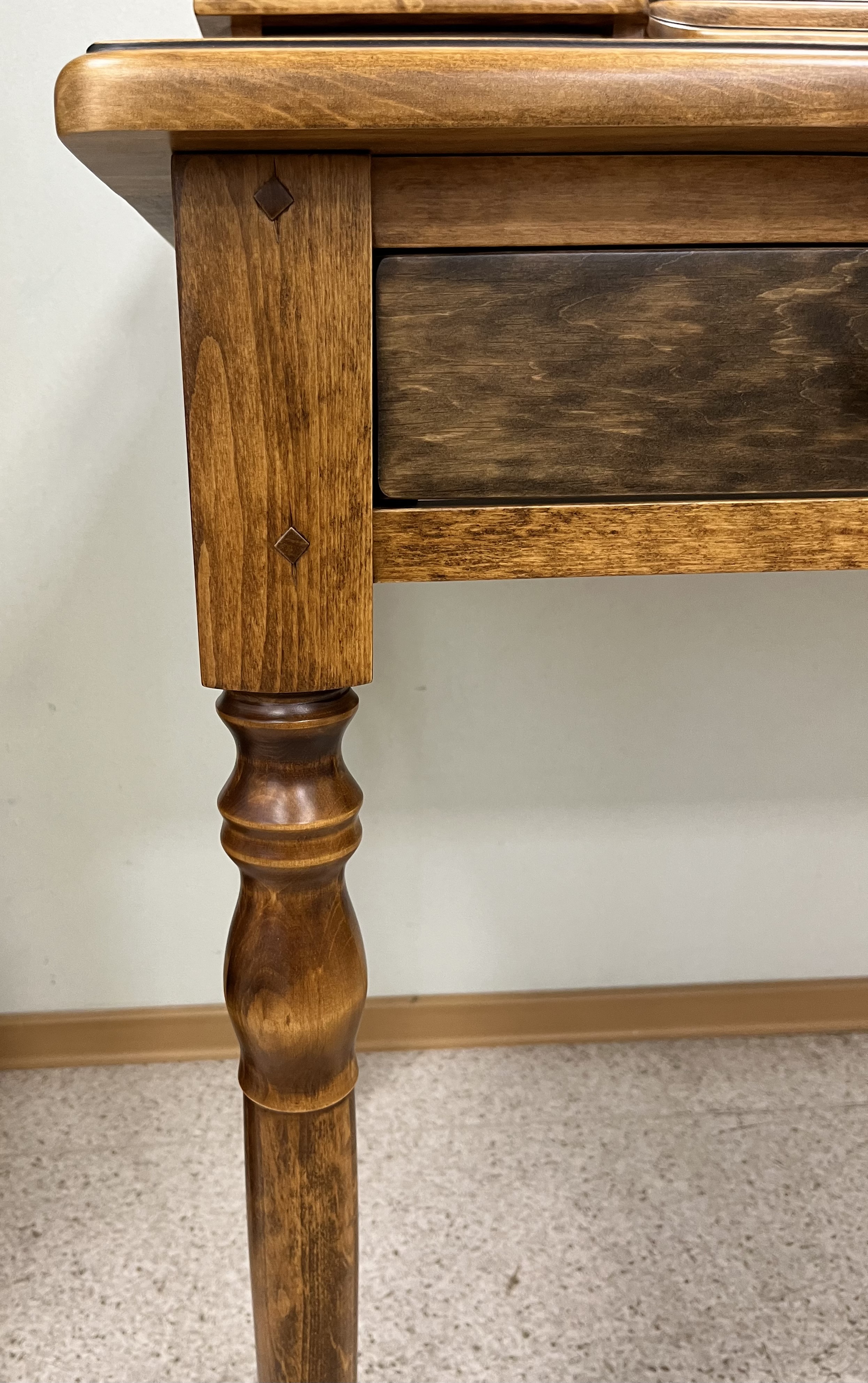 Стол туалетный "Луи Филипп" МО 17.01 №3