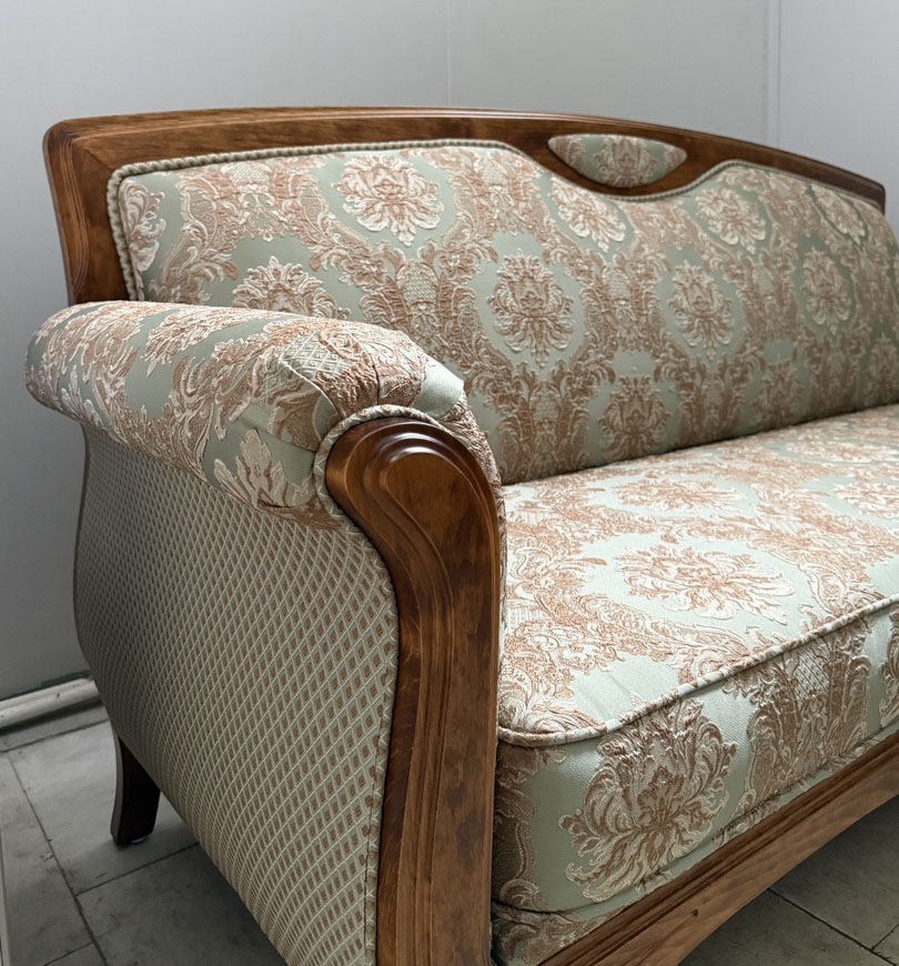 Диван трехместный Б-1555 "Несвиж" №1