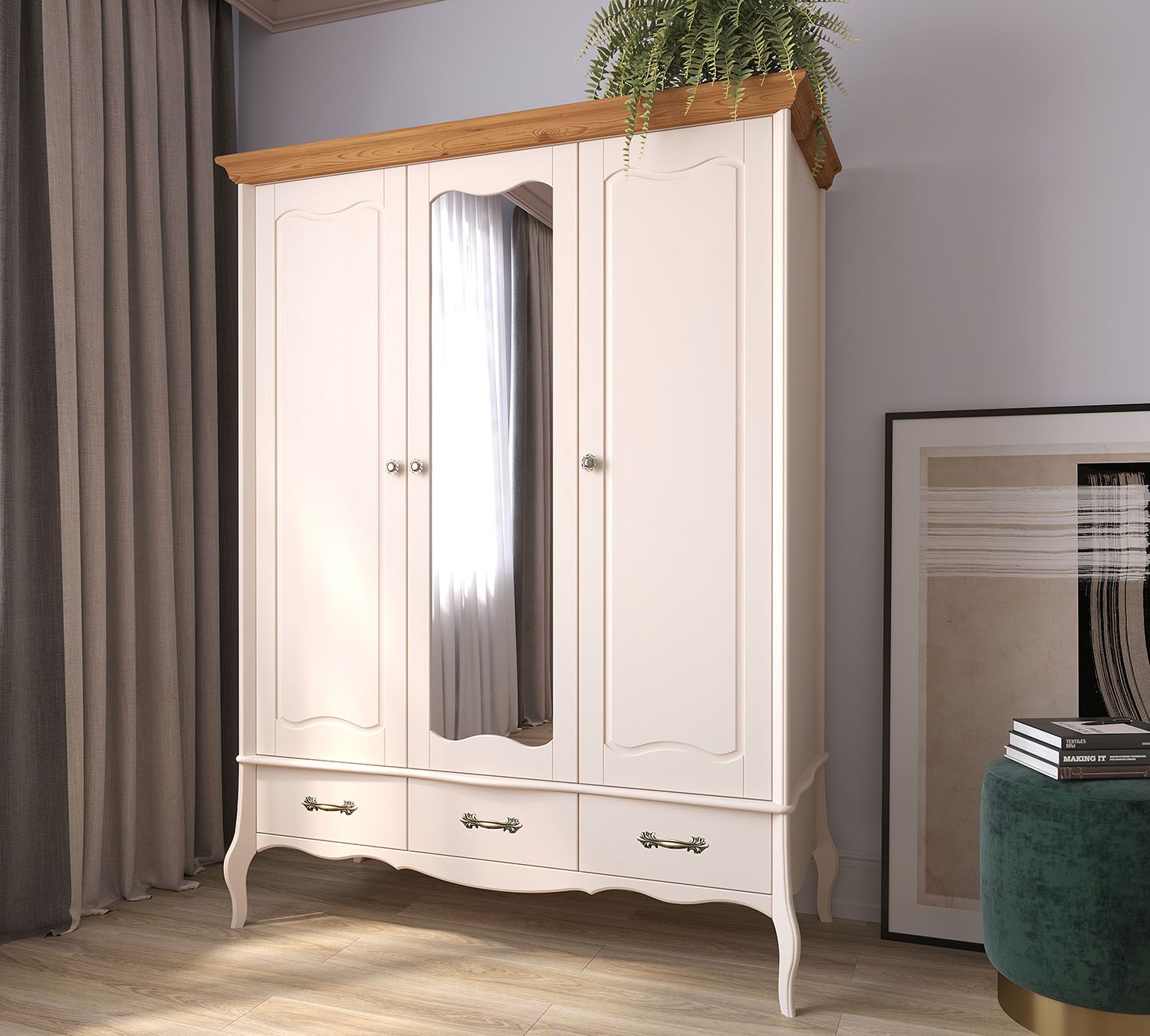 Шкаф трехдверный с зеркалом "Лебо" №1