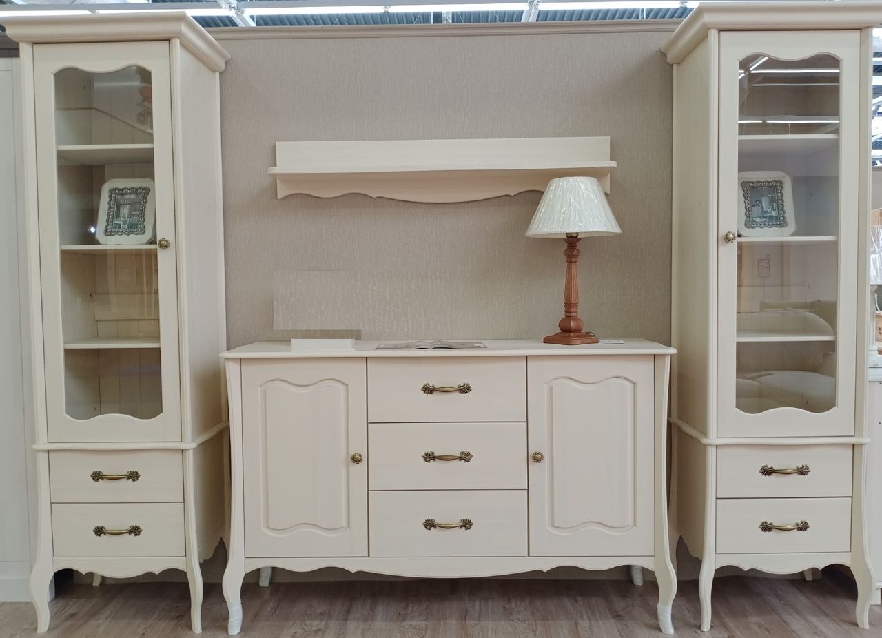 Витрина однодверная "Лебо" №2