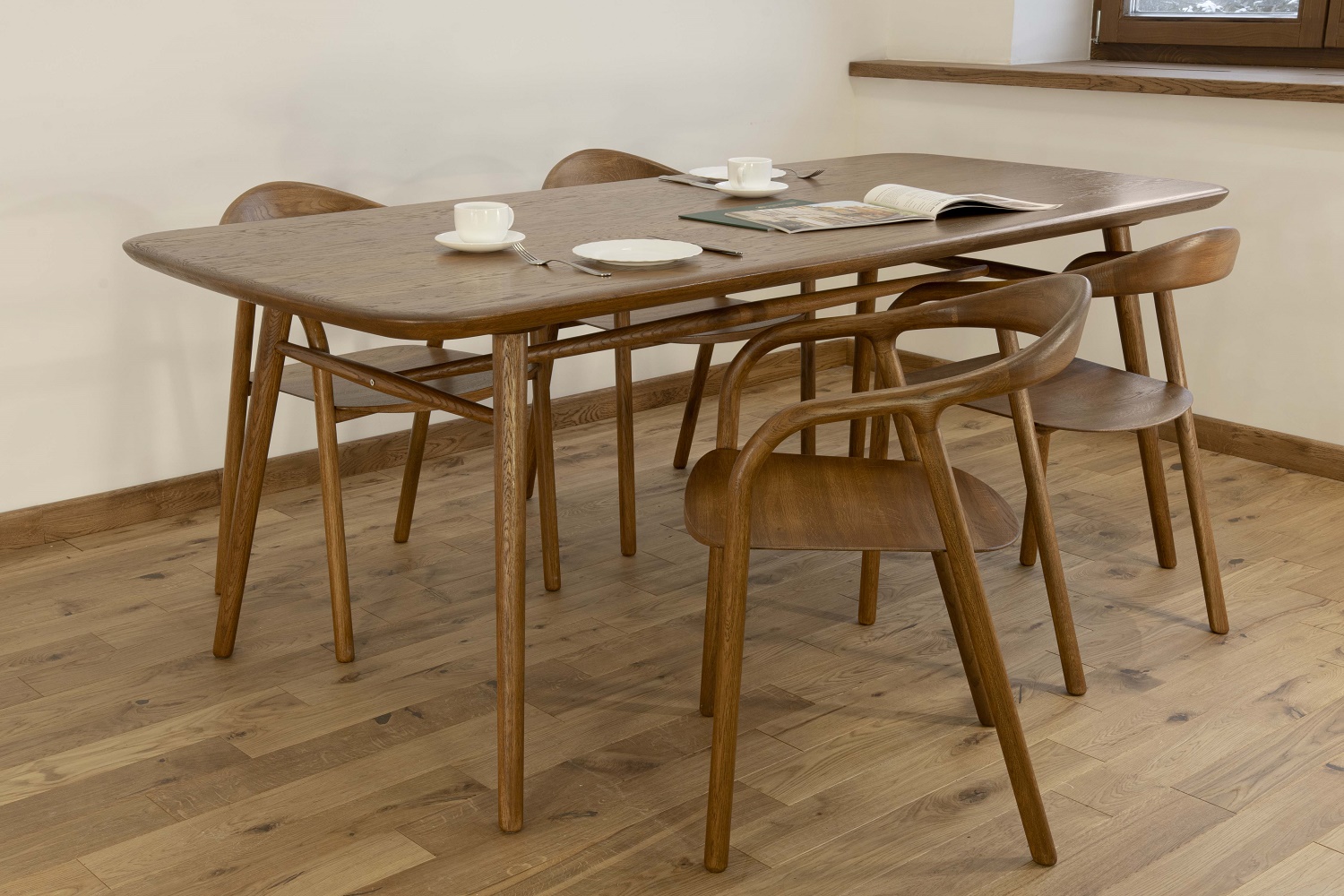 Стол «Тайфун» №10