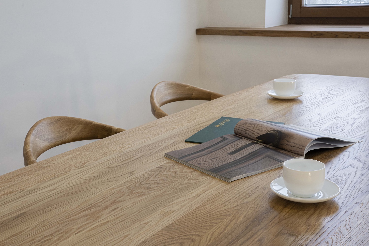 Стол «Тайфун» №9