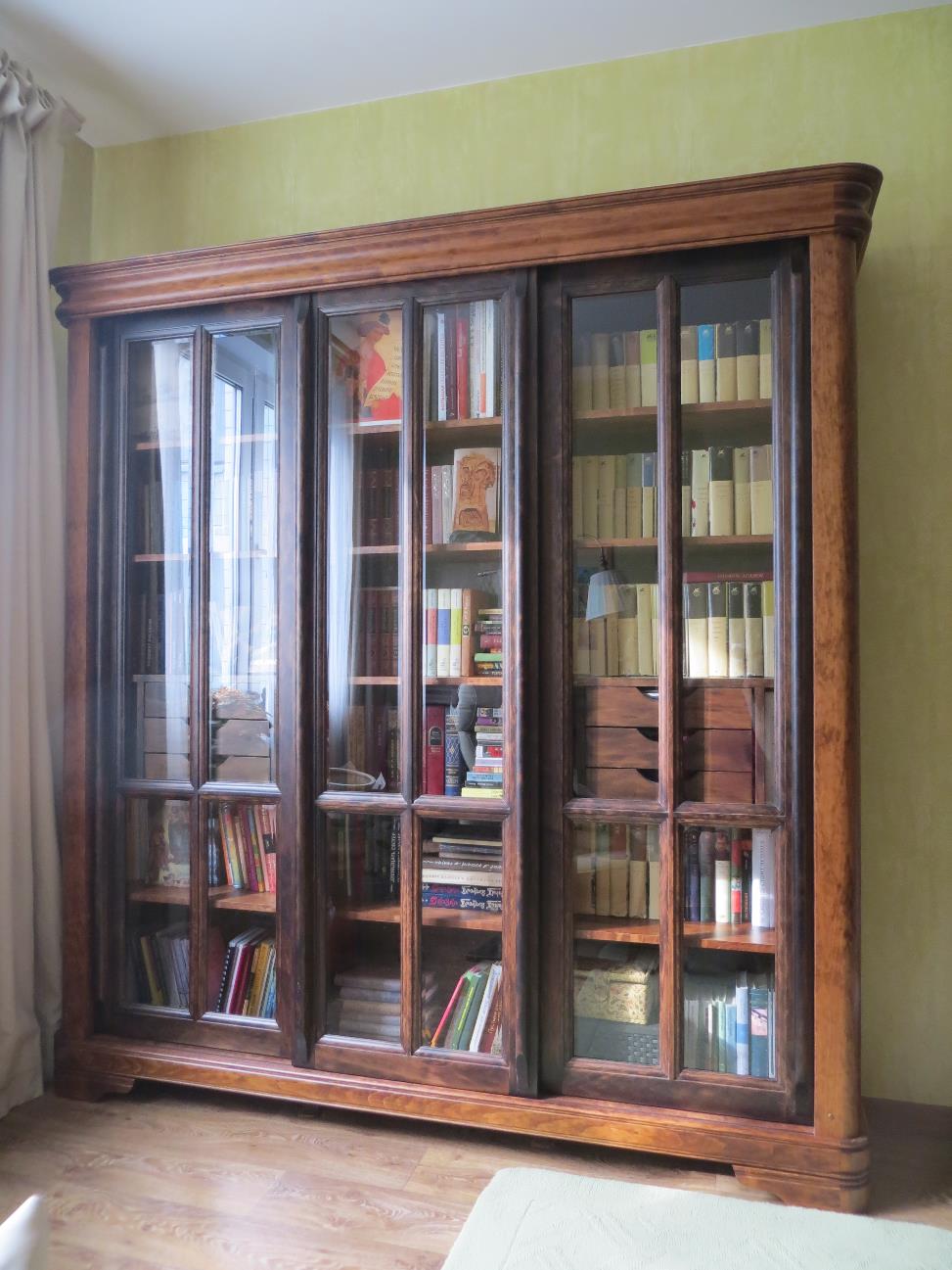 Шкаф-купе для книг трехдверный «Луи Филипп» МО 26.01 №9