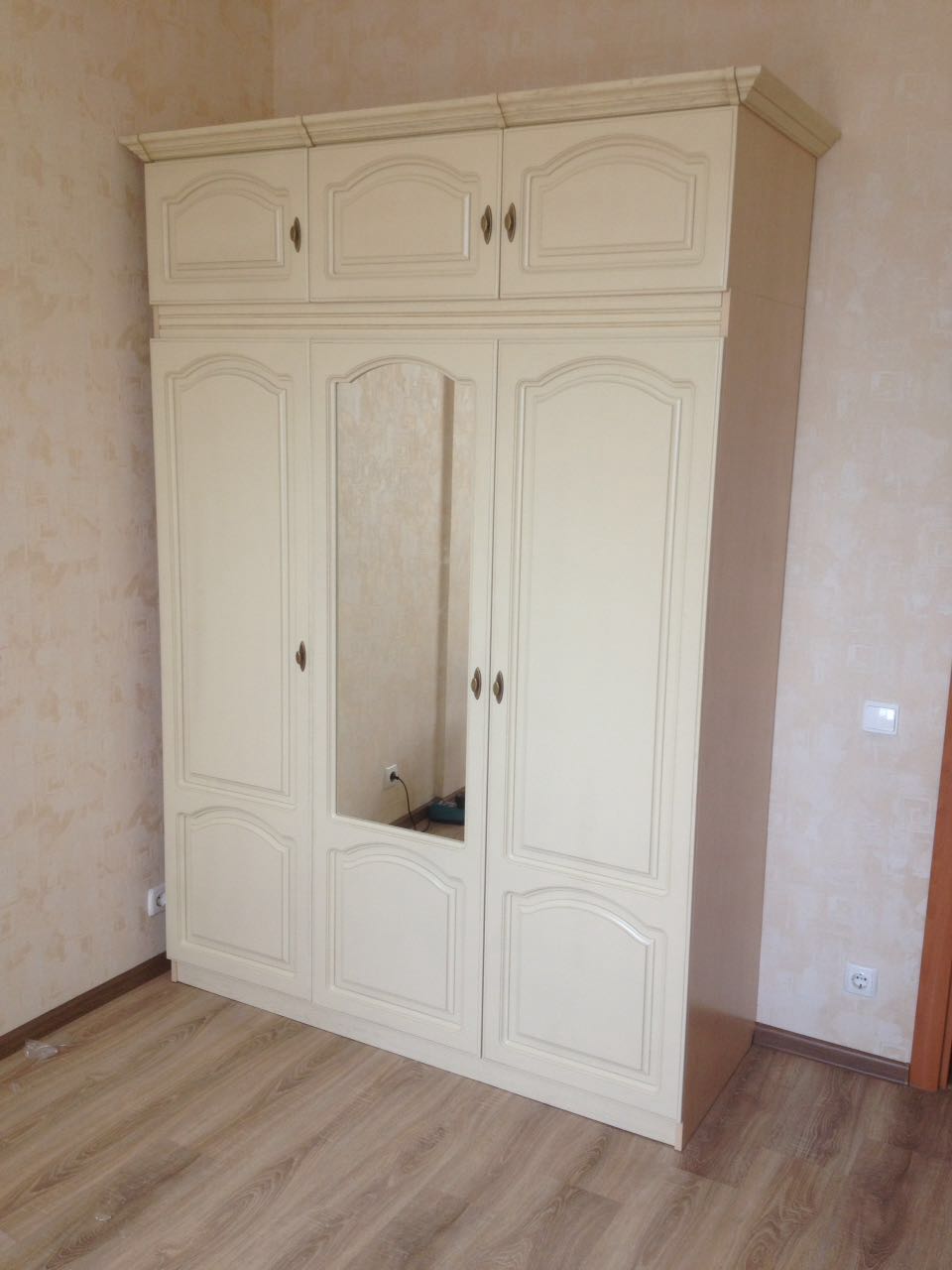 Шкаф трехдверный «Купава» ГМ 8427-01 №0