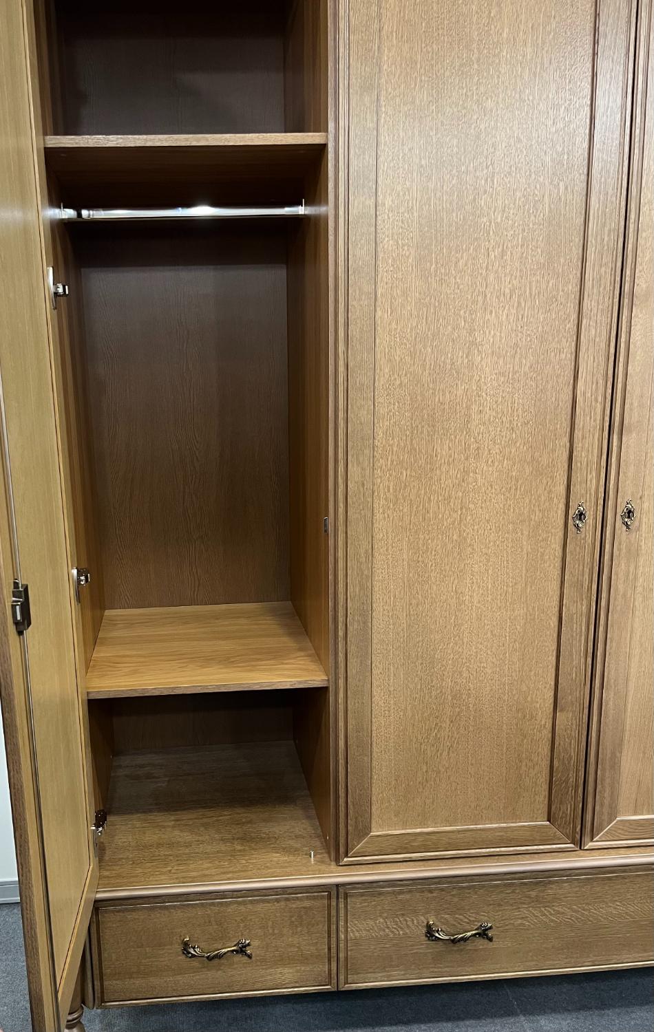 Шкаф четырехдверный "Анита" ММ-417-01/04Б №2