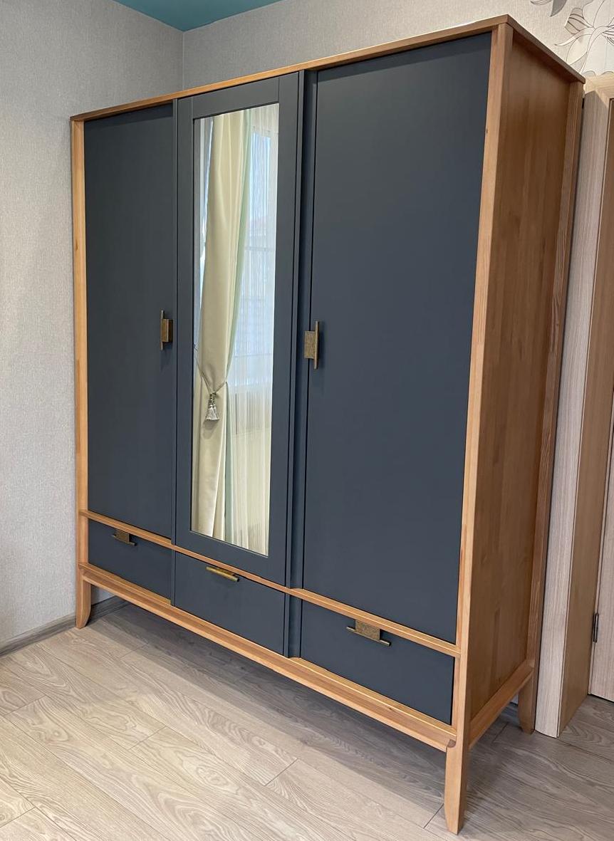 Шкаф 3-х дверный "Бридж" с зеркалом №0