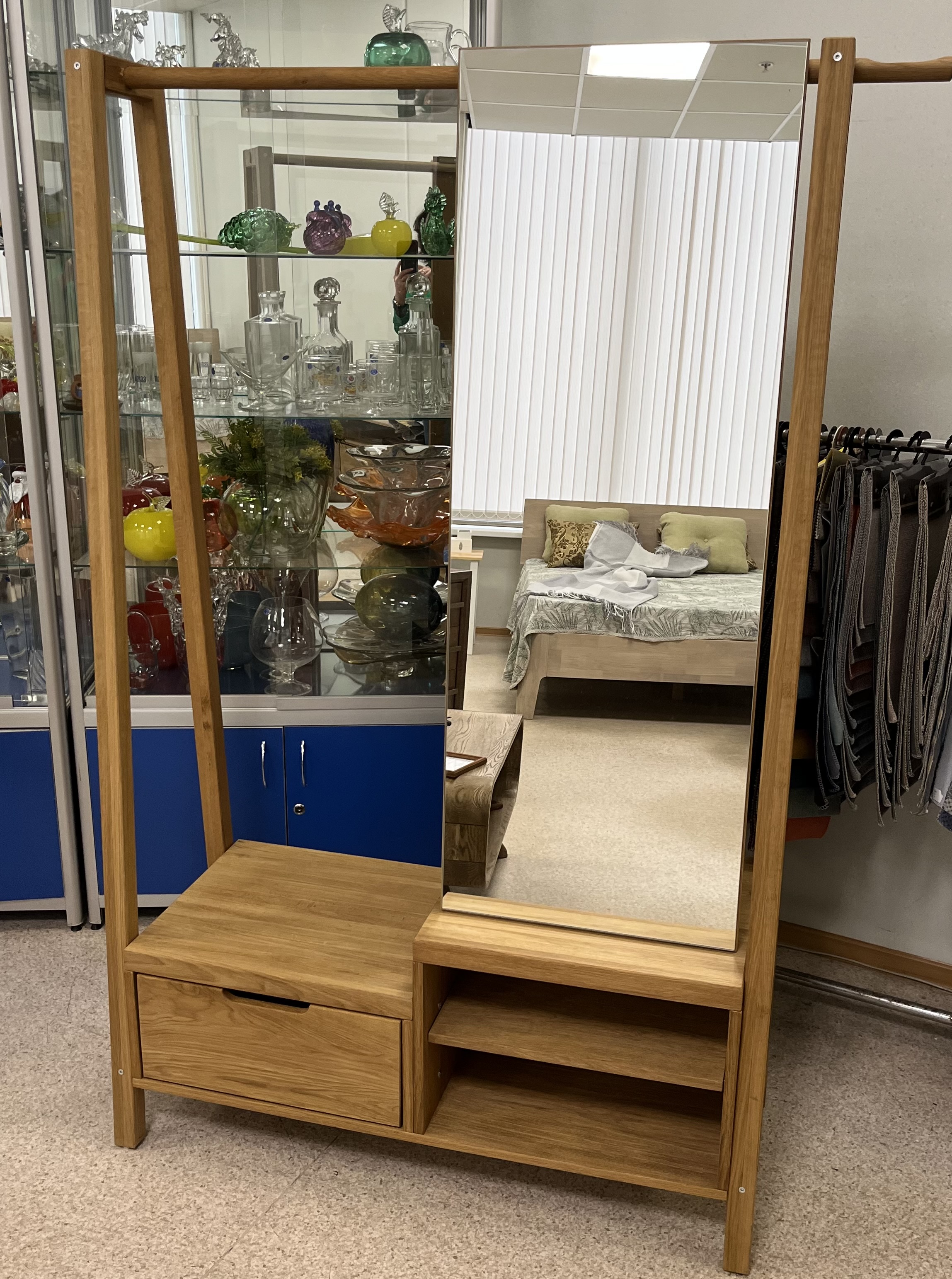 Вешалка-гардероб "Доната 4" (образец)