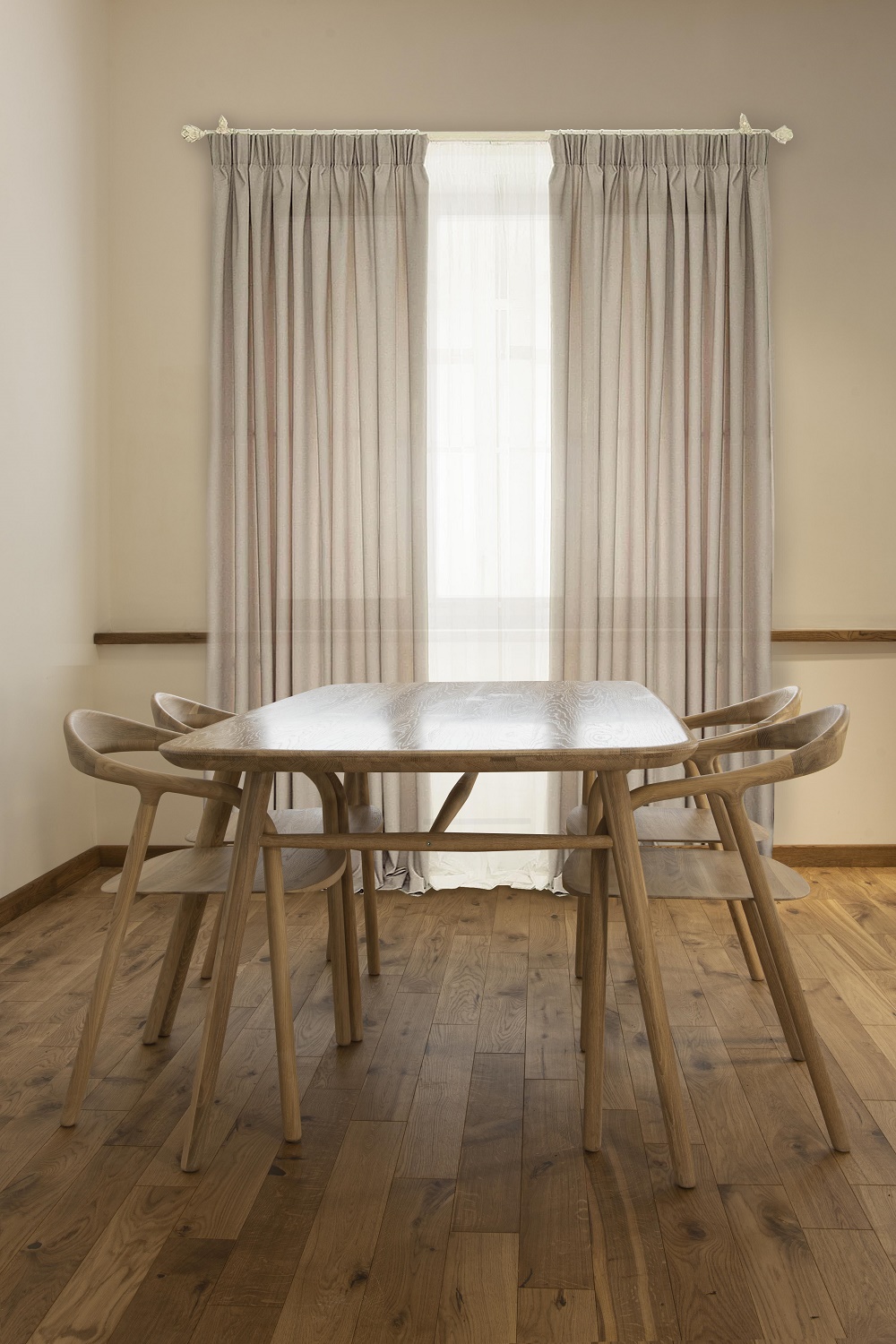 Стол «Тайфун» №7